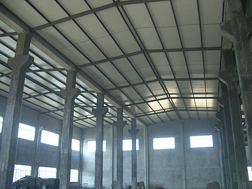 �ϻ����³����Ŵ�����2300ƽ���½������׼��������