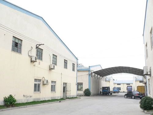 ���п���������·����585��460ƽ��С�����ֿ����