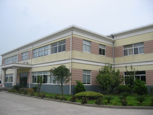 �ɽ�����ͤ��ҵ԰��5500ƽ���ױ�׼��������