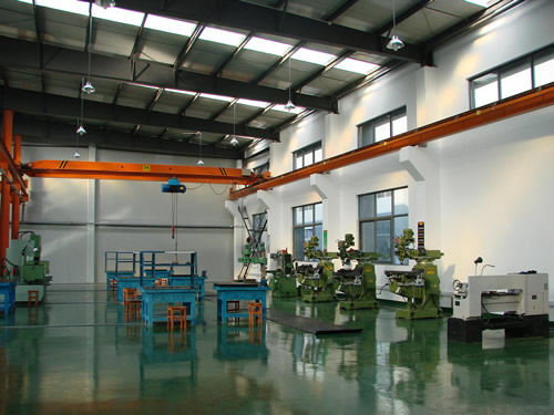 �ζ�����½����̩�͹�ҵ԰��ȫװ�޵�����г���׼�����ͼ۳���