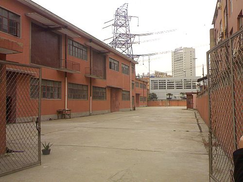 ��ɽ��̩ͬ��·201�ţ�̩��·�ڣ�800ƽ��С��������