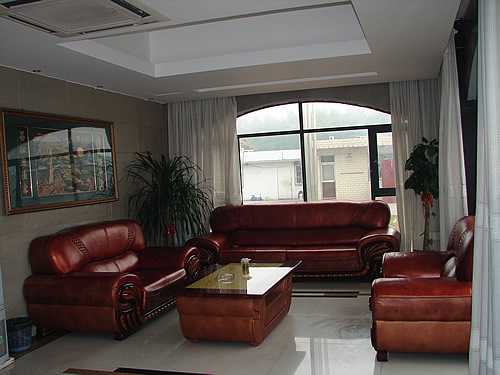 ���к�÷��·900ƽ�ױ���ʽ�칫¥��1850ƽ��X2�����㳧������