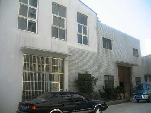 ��������÷��·�ź�·�ײ�180ƽ��С��������