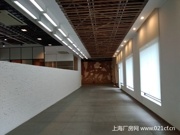 A8316 �������߱�����·�д�·����405ƽ���׳����칫չ������ 261ƽ˫������칫¥����