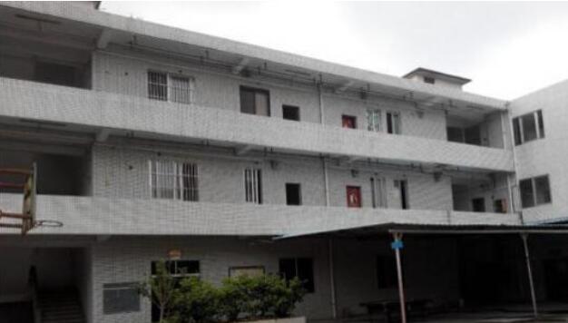 �Ͼ��ػ���ռ��10Ķ2100��ƽ���׳����ͼ۳���