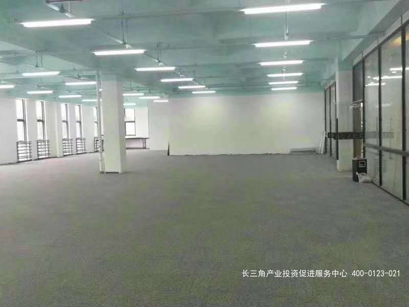 G2396 �ɽ����·�����г����ֿ�칫¥���� 160ƽ����