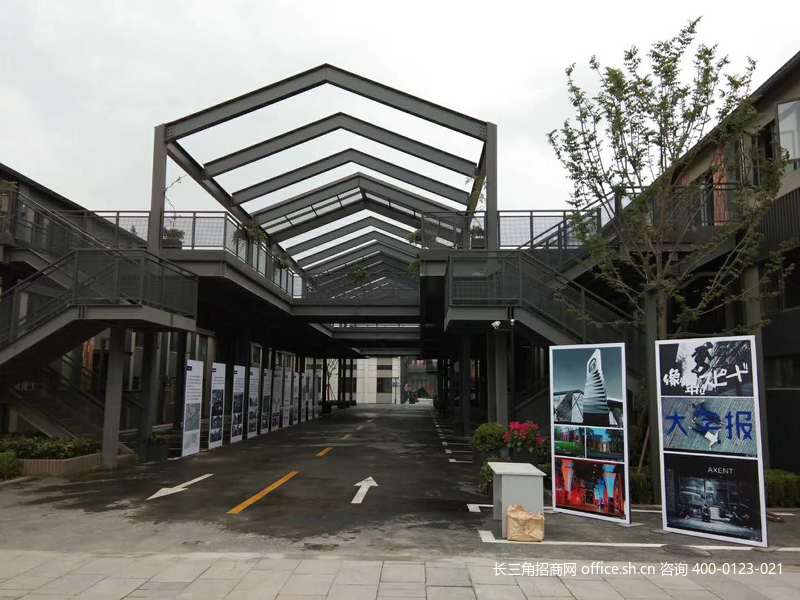 G2716 ������Ź⻪·���Ļ�����һ���֣������ҵ԰����  �ɷָ����