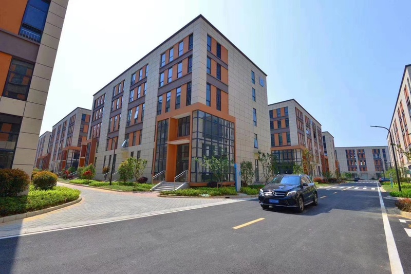 ���ϸ߿�•�ϲ��½����ֻ������ҵ԰�����㳧������ 600ƽ������ �����ϲ�����������Զ��ָ��ٿ�2.